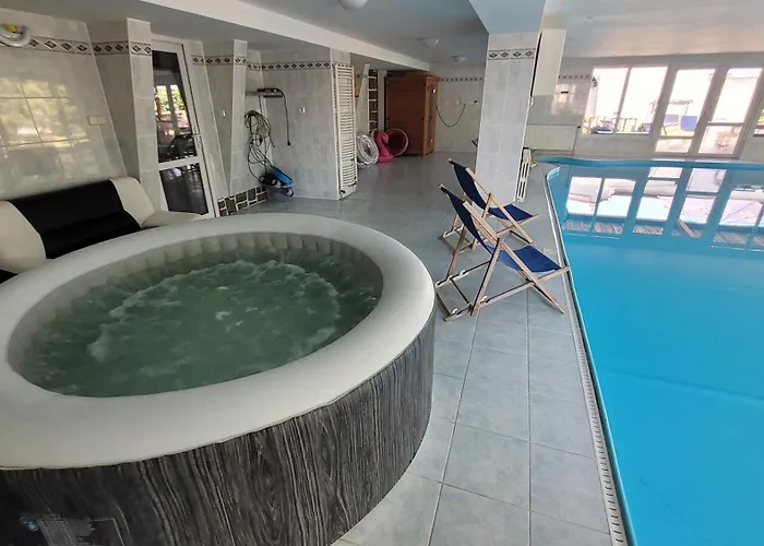 Wellness Aqua House Villa Prag